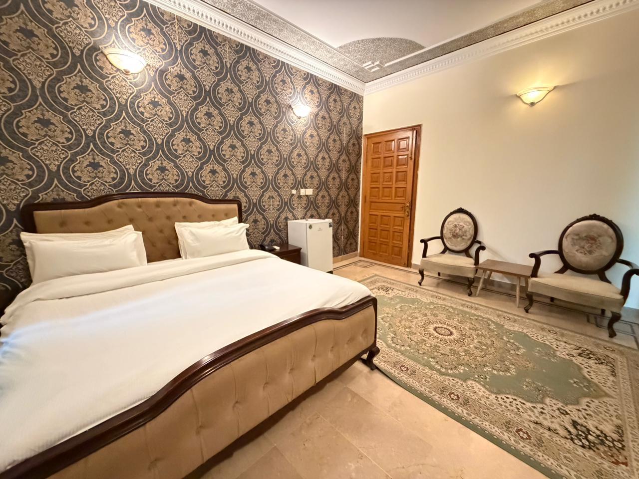 Exclusive Deluxe Room - Guest House in Islamabad, near Blue Area